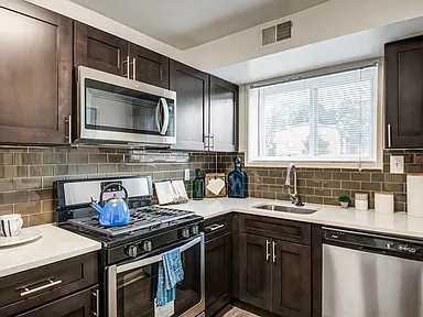 Lynbrook at Mark Center Apartment Homes