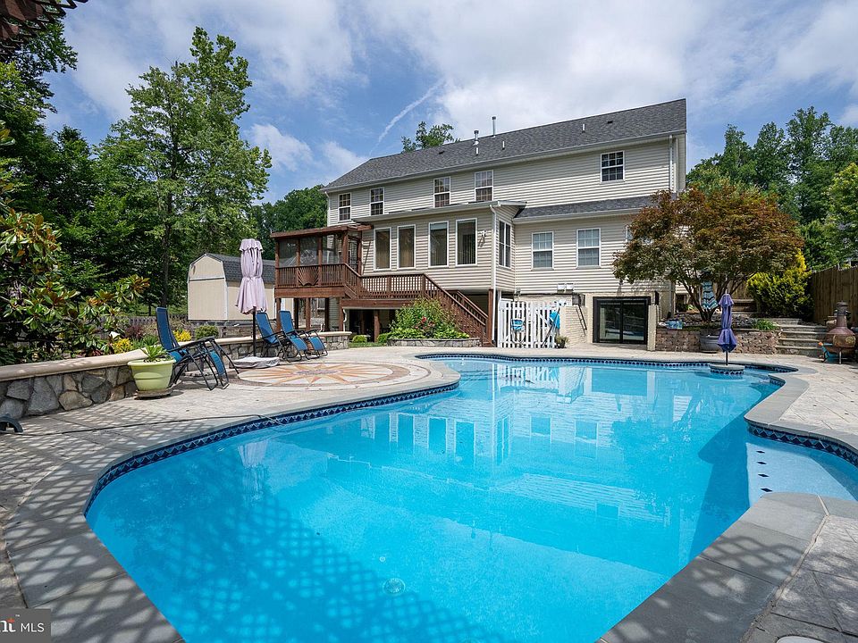 12 Towering Oaks Dr, Fredericksburg, VA 22405 Zillow