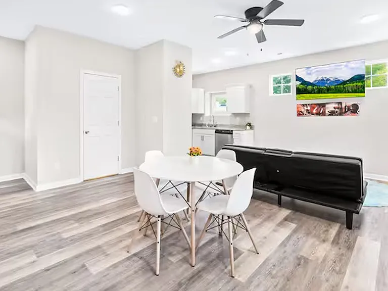 102 Mobley St — Photo 11