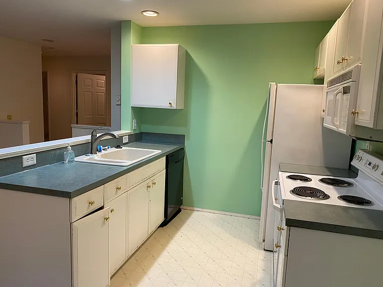 6527 200th St SW #204 — Photo 11