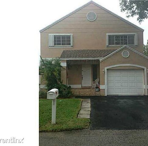 laaa70245-m0xd-w640_h480_q80