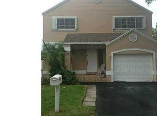 10181 NW 3rd St, Pembroke Pines, FL 33026