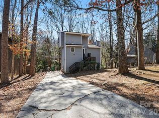 2312 Brook Canyon Dr, Charlotte, NC 28212