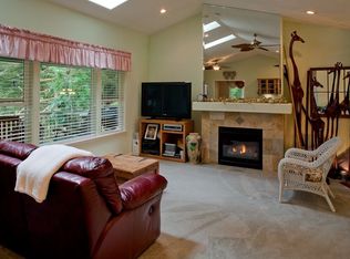 10 Sweetclover Cir, Bellingham, WA 98229