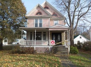 324 S Peterboro St, Canastota, NY 13032