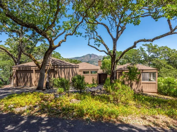 497 Hillsdale Drive, Santa Rosa, CA 95409