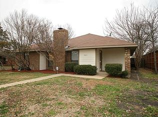 5211 Highridge Dr, Sachse, TX 75048