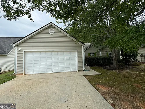 128 Shadowbrooke Cir Photo 1