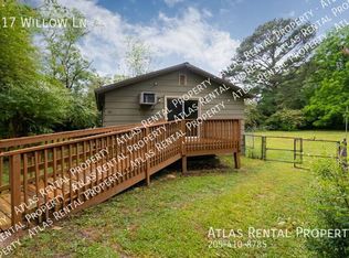 917 Willow Ln, Adamsville, AL 35005