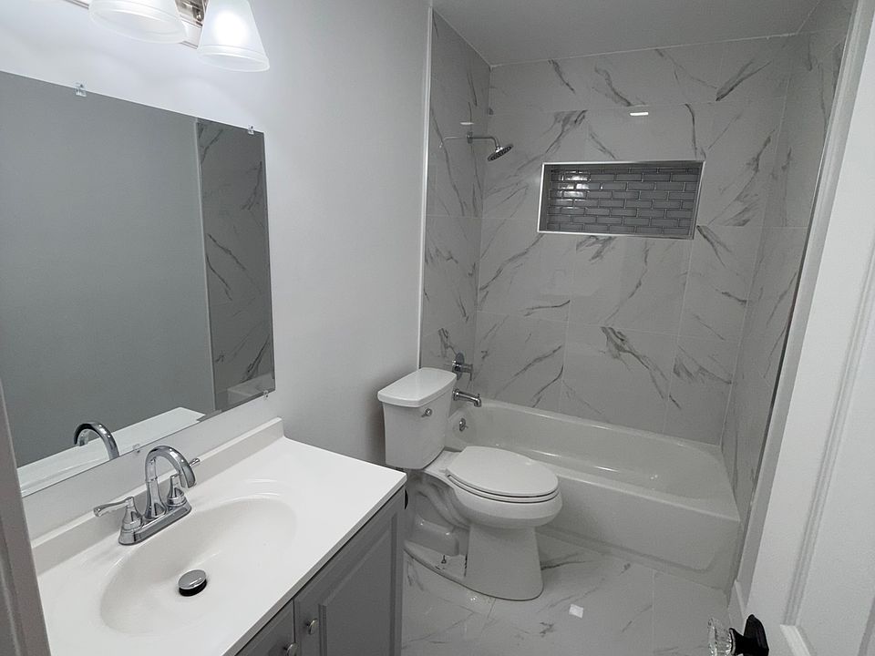 1st image of 4847 Carver St #4847