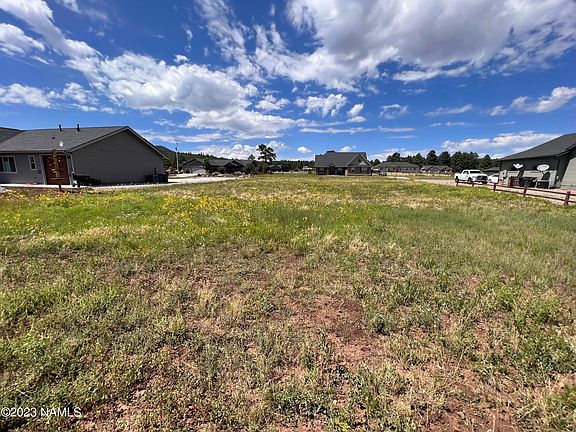 5th image of 137 S Highland Meadows Dr #293