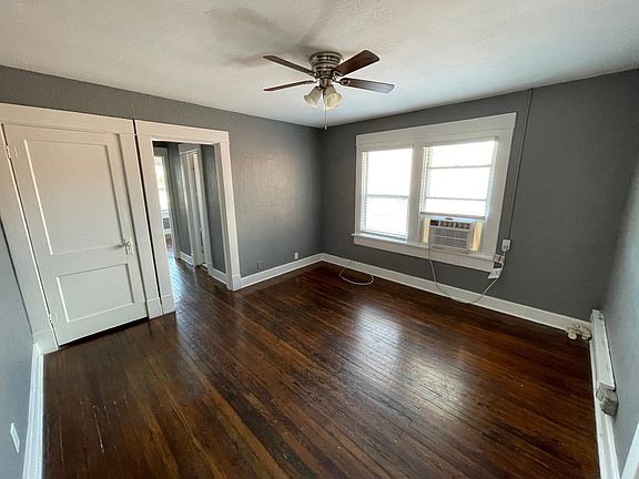 4th image of 114 7th St N APT 7