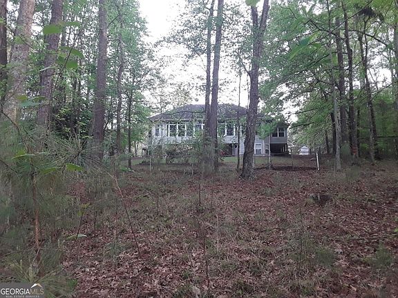3rd image of 1699 Buckhead Rd