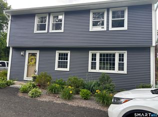 19 Botsford Hill Rd, Newtown, CT 06470