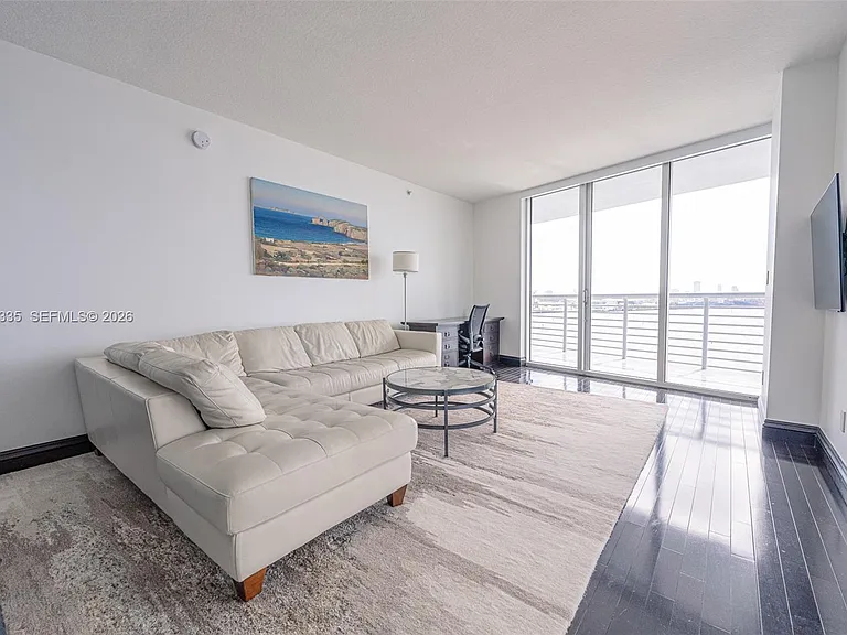 335 Biscayne Blvd #1009 — Photo 32