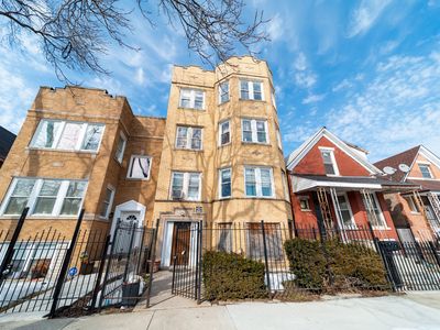 4330 W Lexington St, Chicago, IL, 60624
