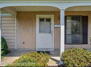 18 Hampton Dr, Jackson, NJ