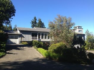2 Vista Dr, Port Orford, OR