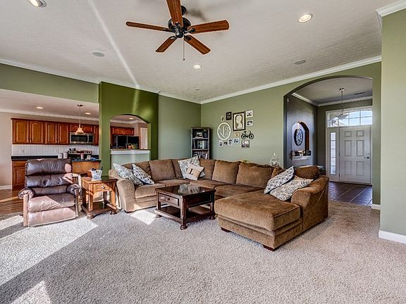 4th image of 1311 Lafesgrove Ln