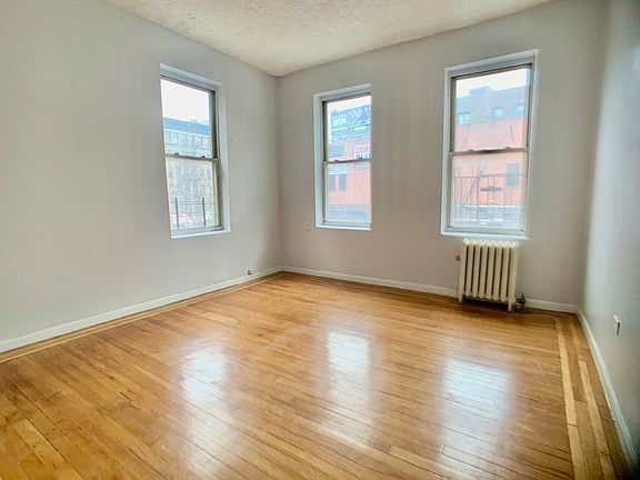 3rd image of 701 W 184th St #2C