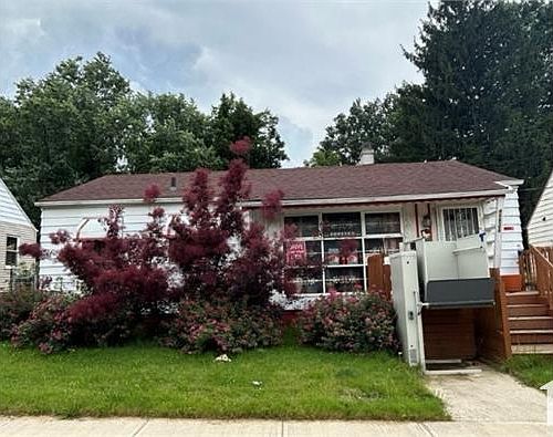 2nd image of 9822 Way Ave