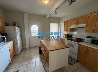 38 Bond St APT 1R, Somerville, MA 02145