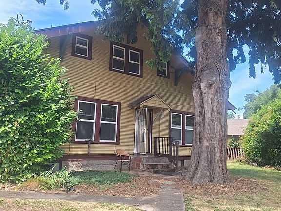 2nd image of 501 NE 3rd St APT 4