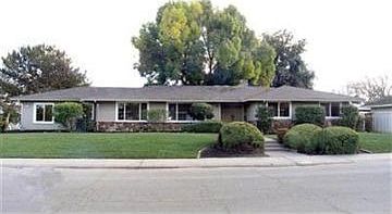 2nd image of 4756 Marlborough Way