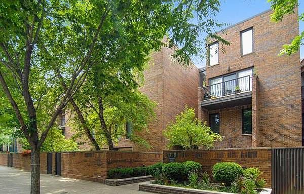 1st image of 1330 N Lasalle St APT 301