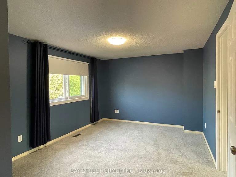 27 Lindsay Ct — Photo 14