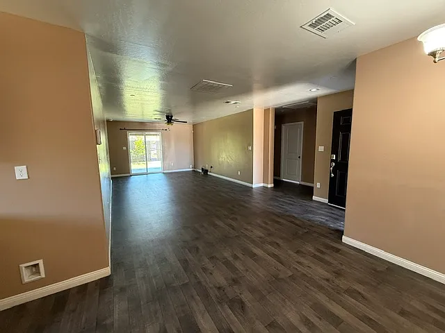 1037 Honeybell Ct — Photo 18