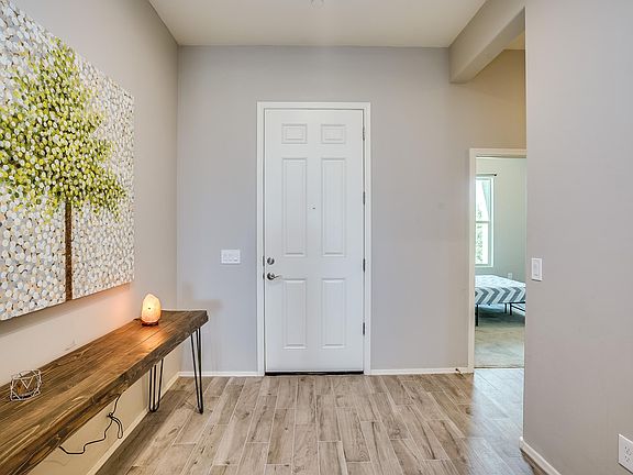 4th image of 1499 E Stronghold Canyon Ln