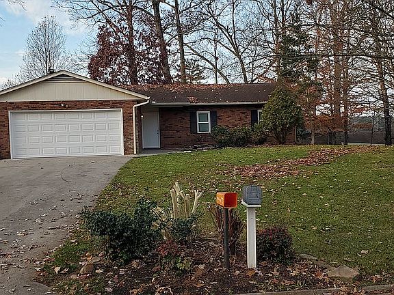 2nd image of 7617 Foxglen Blvd