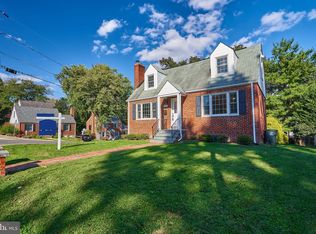 1817 N Madison St, Arlington, VA 22205