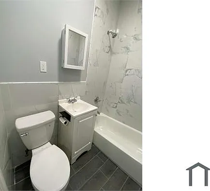 33 Saint Josephs Ave — Photo 9