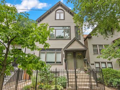 3316 N Leavitt St #2, Chicago, IL, 60618