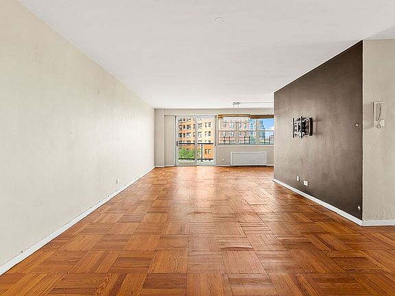 3rd image of 10210 66th Rd APT 8D