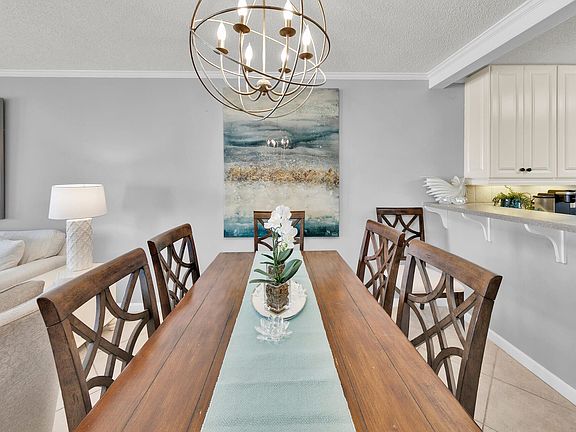 5th image of 4271 Beachside Two Dr #271