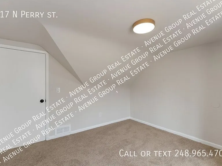 917 N Perry St — Photo 26
