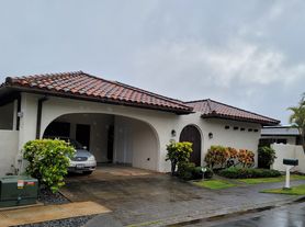 1469 Akeakamai St, Honolulu, HI