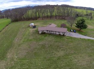 910 Maupin Rd, Chuckey, TN 37641