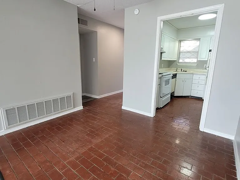 Woodward Park Apartments — Photo 55