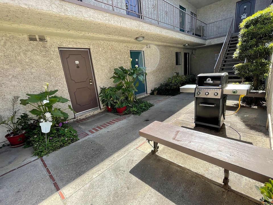 Haskell Granada Apartment Rentals Van Nuys, CA Zillow