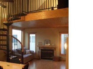 3025 Lake Shore Dr #B, Minneapolis, MN 55416