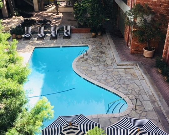 5th image of 1440 Veteran Ave APT 318