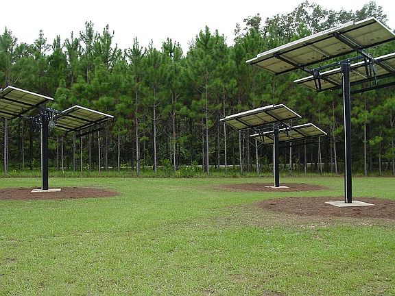 Solar panel tracking racks (South)