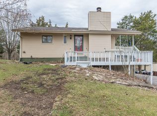 1754 Graves Rd, Stamping Ground, KY 40379