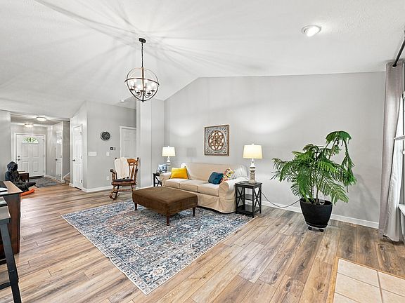 4th image of 11464 Apalachian Way