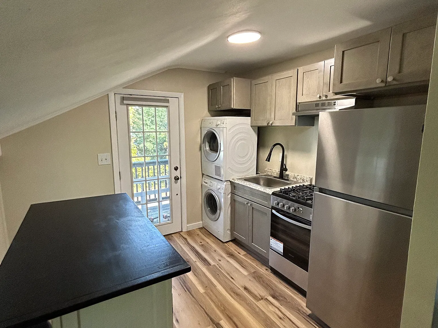 1 bed, 475 sqft, $1,375 — Photo 2