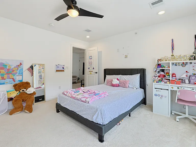 2 Evergreen Dr #1 — Photo 22